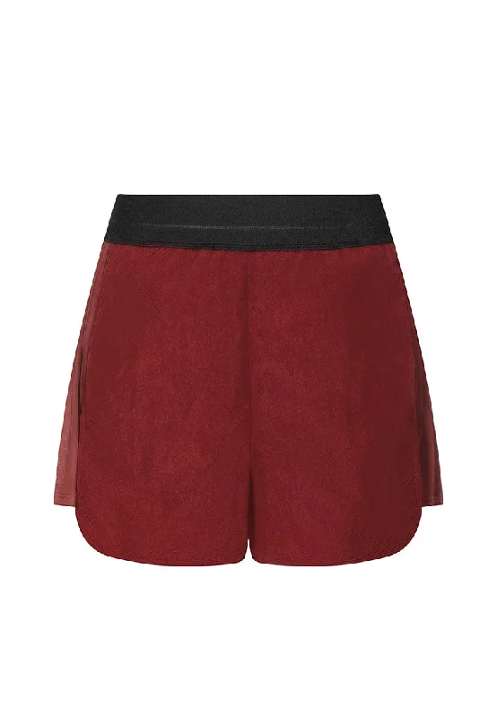 So Sleek Performance Shorts